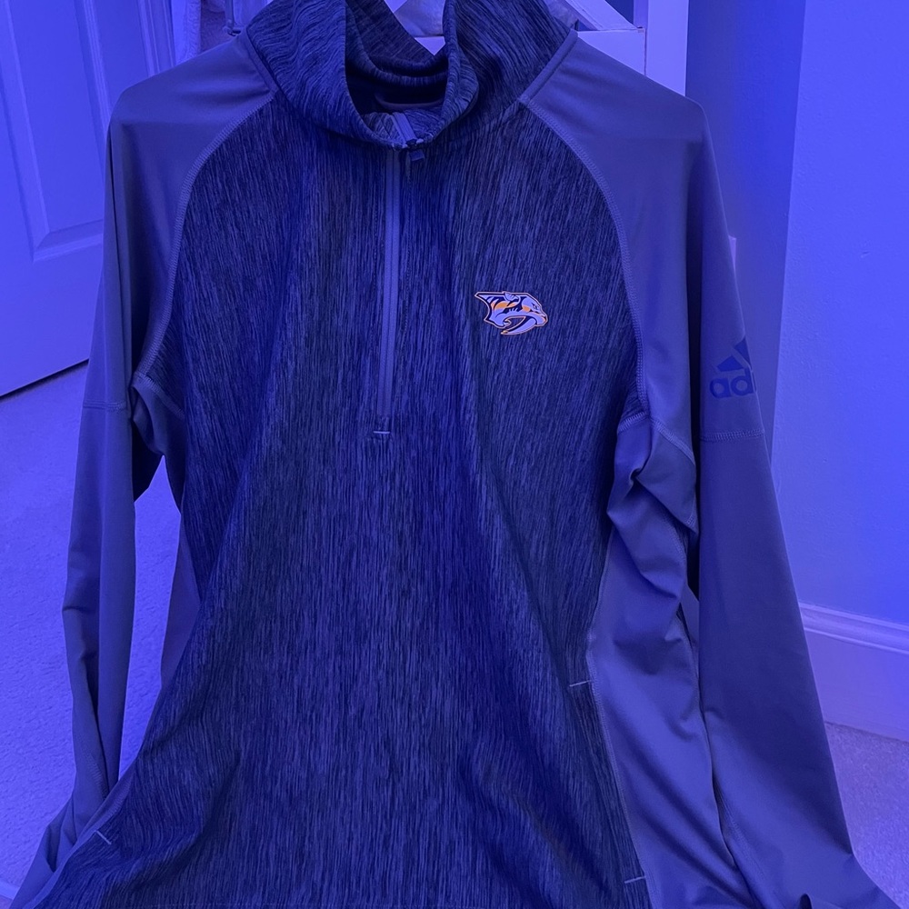 Nashville Predators Half Zip
